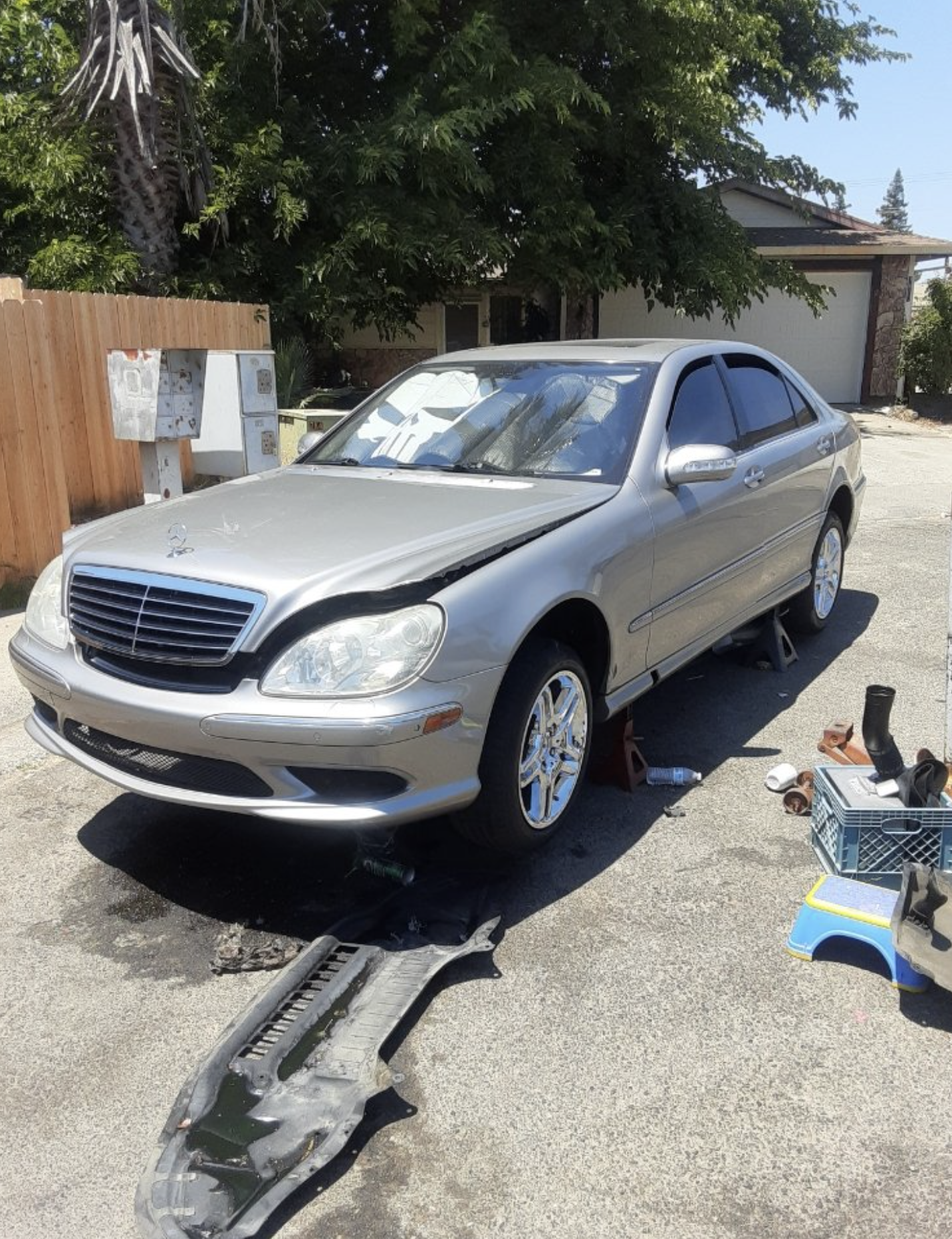 this image shows car mechanic in Clearwater, FL